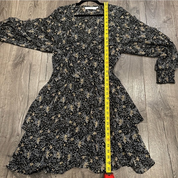 ASTR The Label Womens Black Gold Long Sleeve Tiered Ruffle Floral Dress Size L - Picture 16 of 16